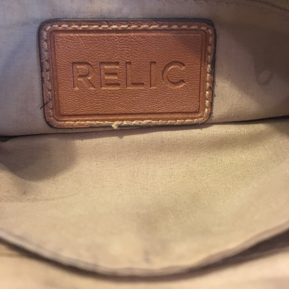 Relic Purse - Picture 2 of 3
